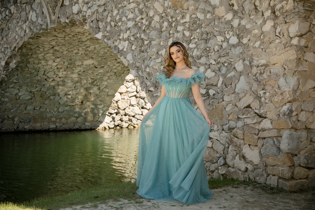 Senior — photo 1 — ShutterWide Photography, Dallas-Fort Worth